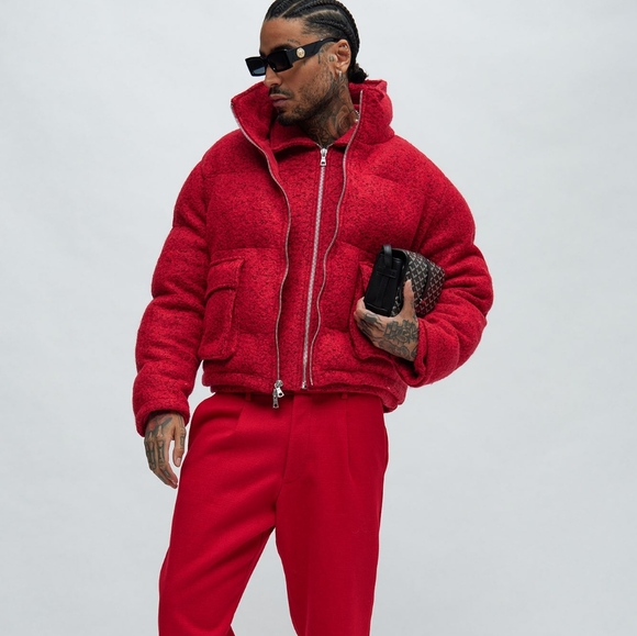 NEW! RED puffer jacket size s Fashion nova - Picture 3 of 4